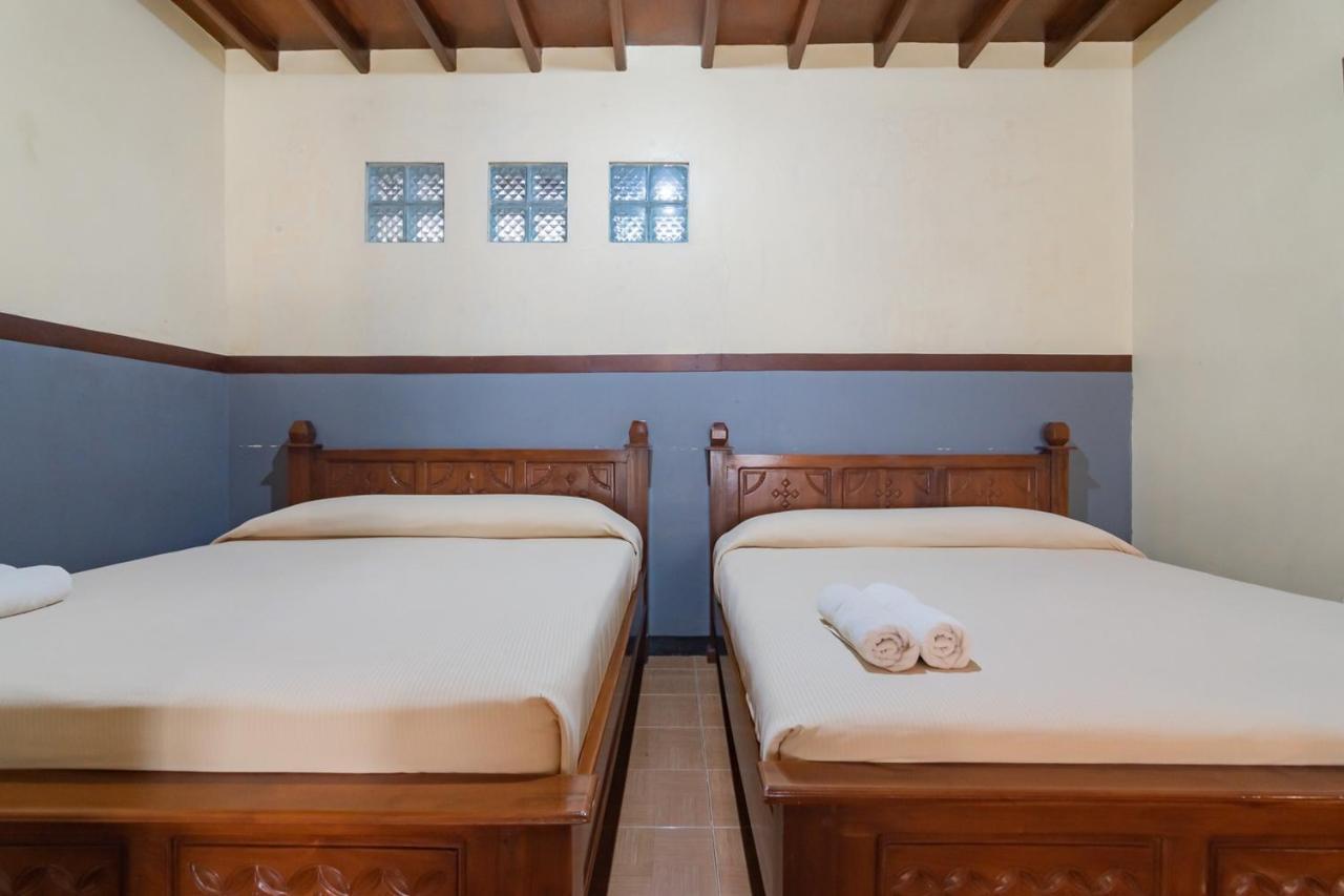 Samakta Guest House Lembang Exterior photo